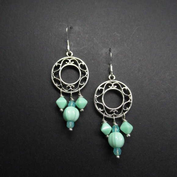 UG bead Earrings - Picture 10 of 11